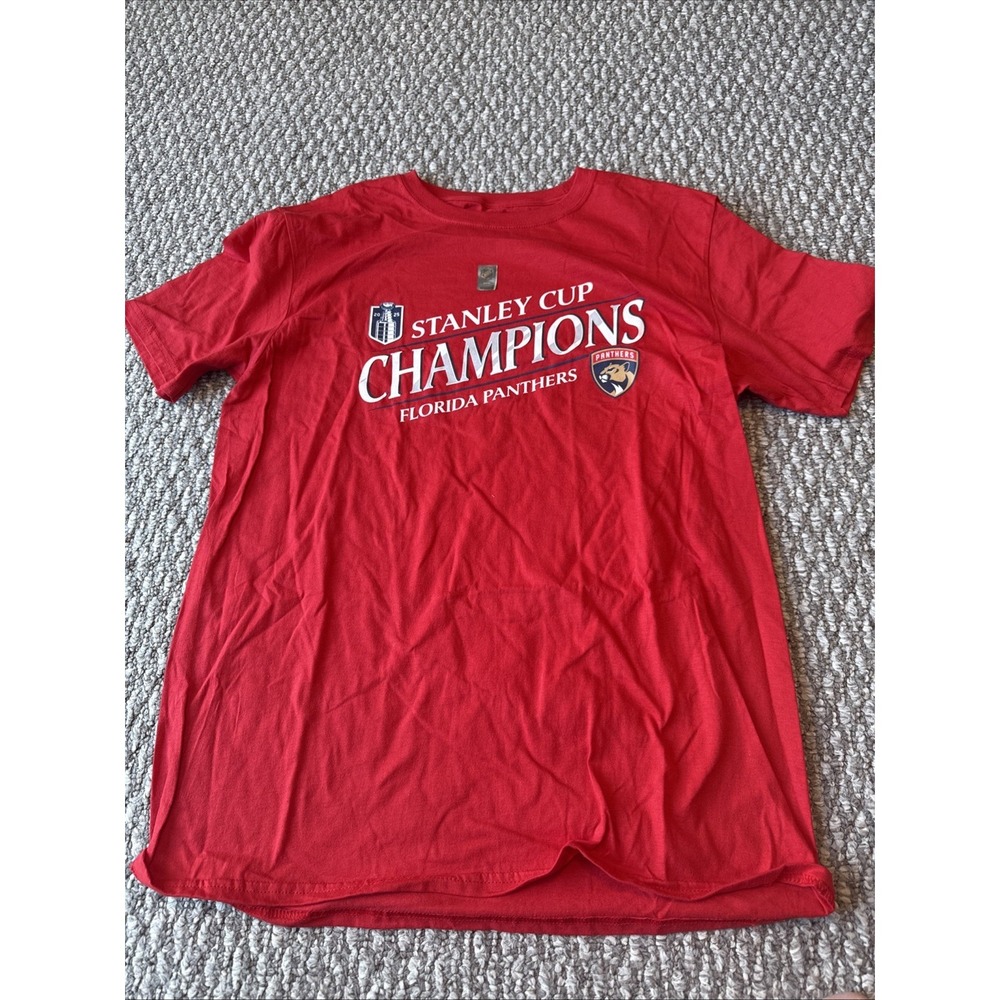 Stanley Cup Champions 2025 Florida Panthers NWOT Size Large‎ Fanatics